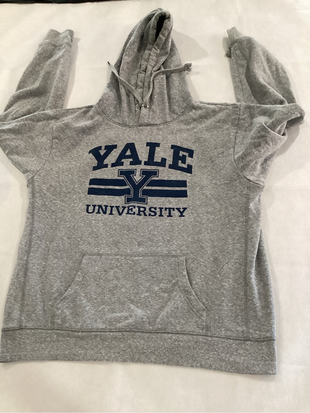 League Gray Hoodie with Navy Yale Logo size XL 9/20